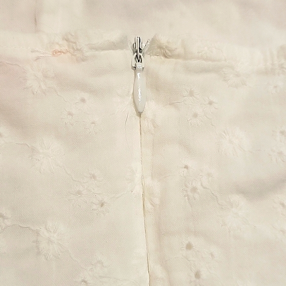 Lottie Moss Eyelet Summer Dress - Picture 4 of 4